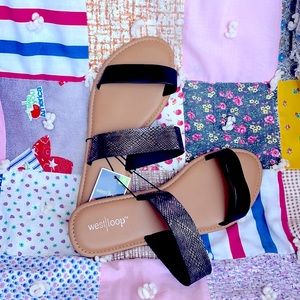 Faux metallic and black snake skin sandals NWT! 😍🐍